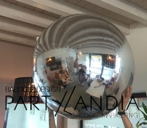 sfere giganti a specchio