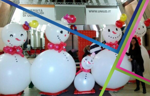 pupazzi di neve di palloncini